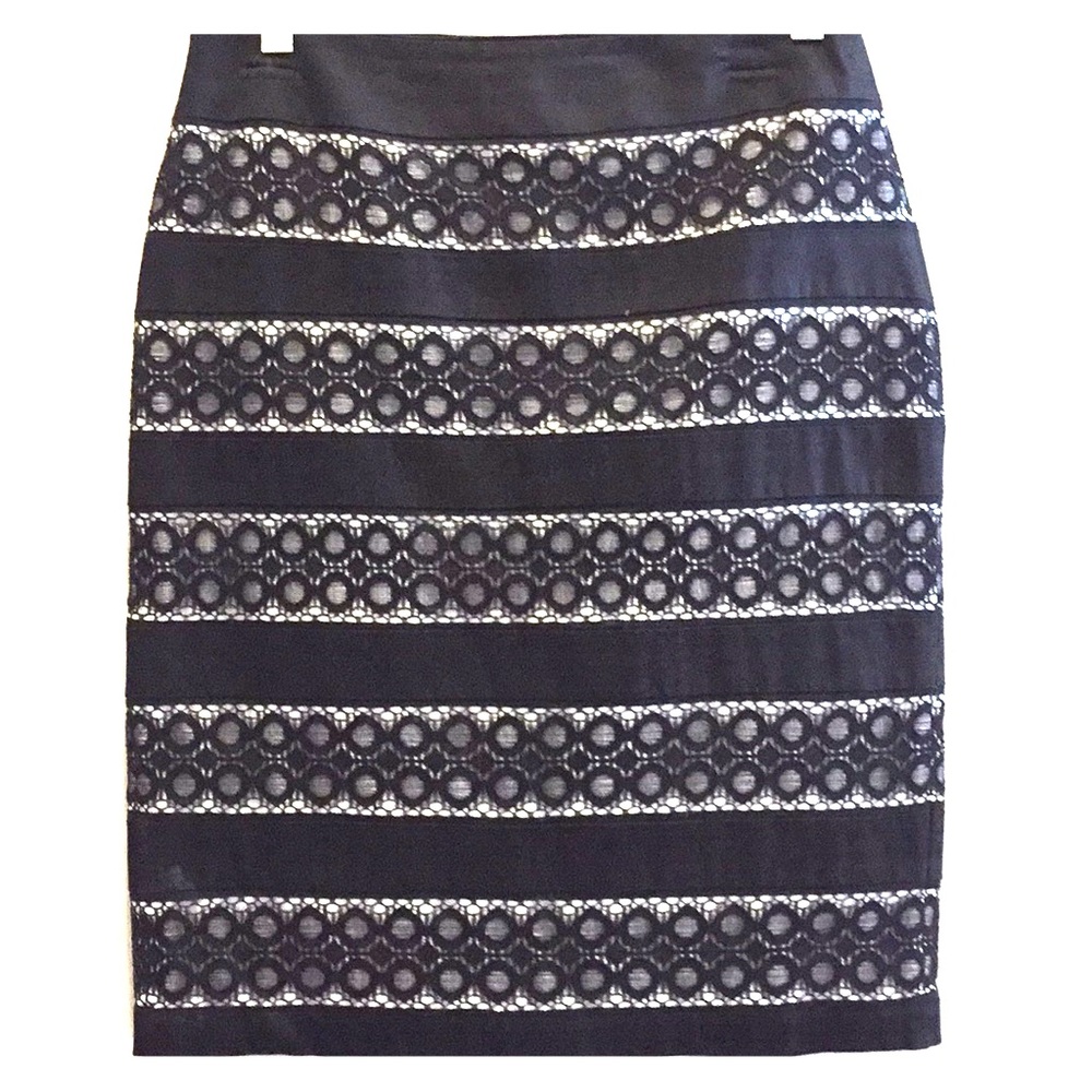 White House Black Market Skirt
